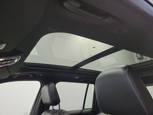 New 2025 Jeep Grand Cherokee Limited w/ Black Appearance Package image 15