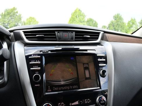 Used 2020 Nissan Murano Platinum AWD/4WD image 17