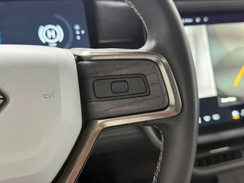 Used 2023 Rivian R1T Launch Edition image 23