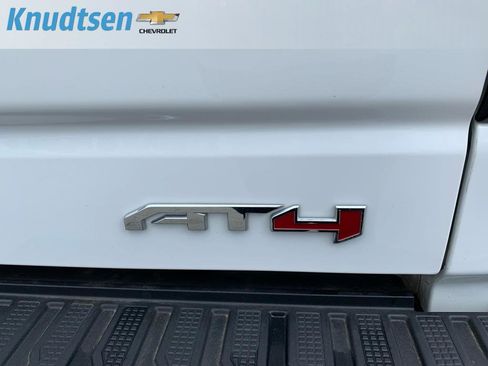 Used 2024 GMC Sierra 1500 AT4 w/ AT4 Preferred Package image 14