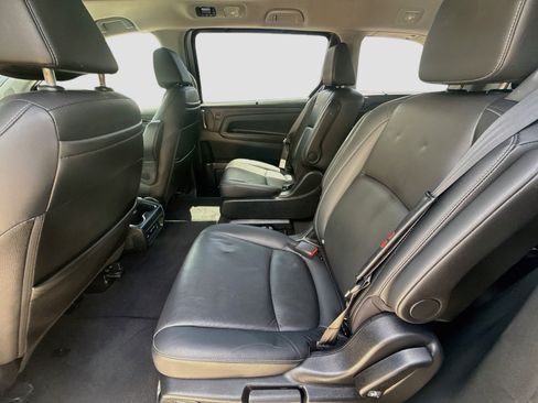 Used 2023 Honda Odyssey Touring image 21