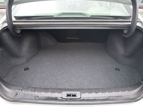 Used 2011 Buick Lucerne CXL w/ Driver Confidence Package image 11