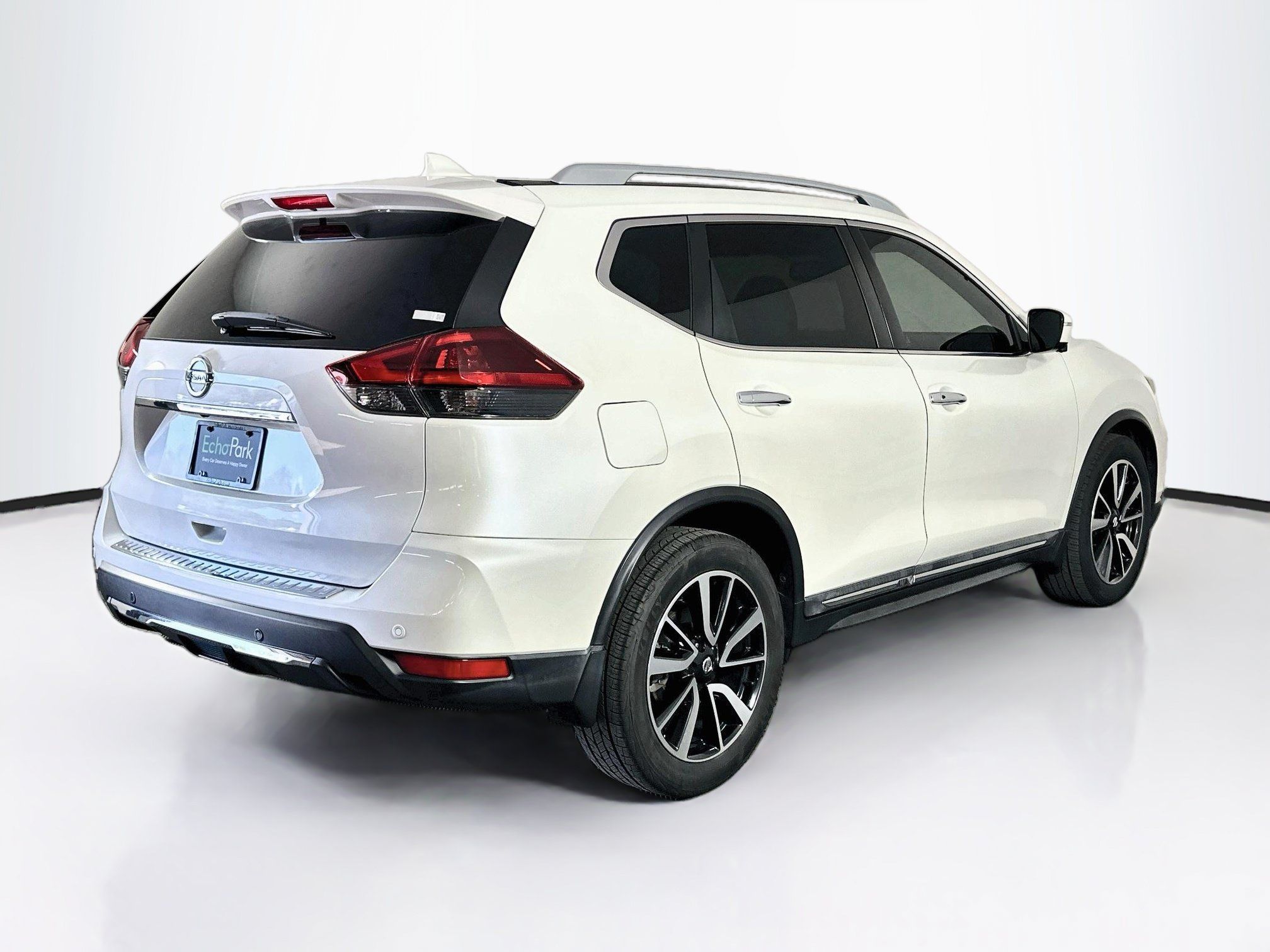 Used 2020 Nissan Rogue SL w/ Premium Package FWD image 9