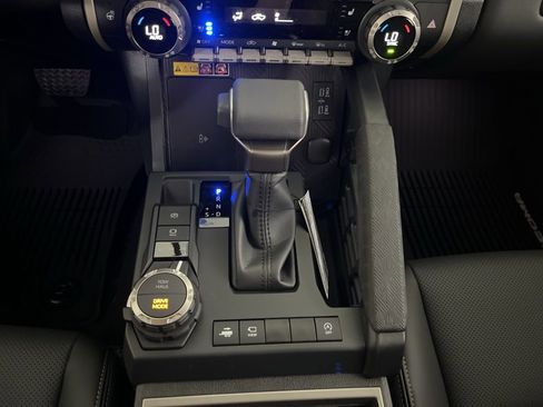 New 2026 Toyota Tacoma Limited AWD/4WD image 74