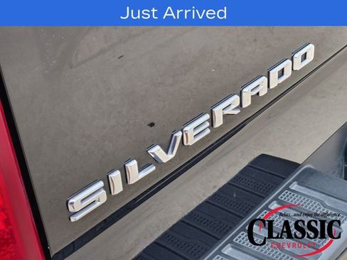 Used 2024 Chevrolet Silverado 1500 Custom AWD/4WD image 12