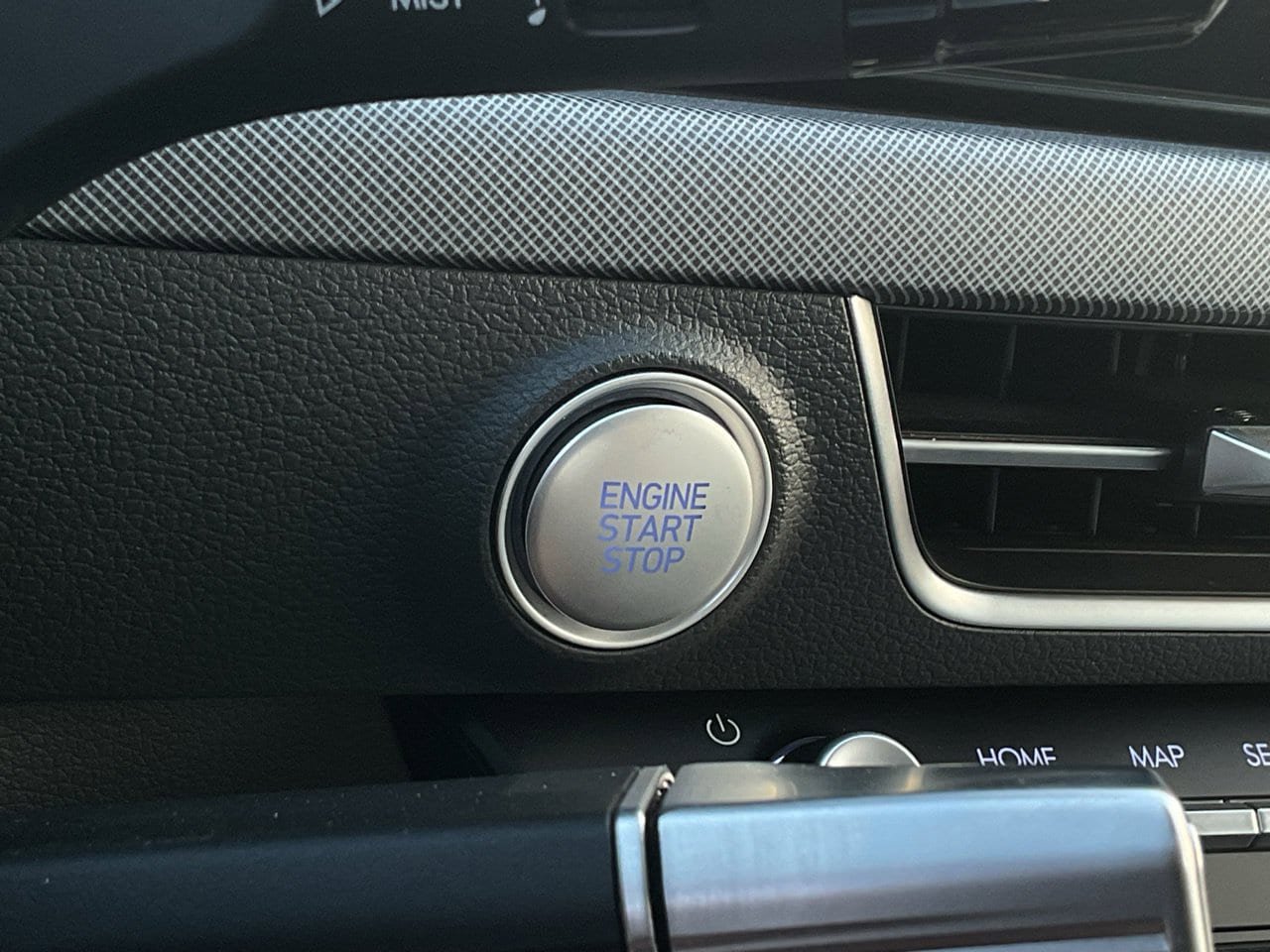 Used 2025 Hyundai Sonata SEL FWD image 35