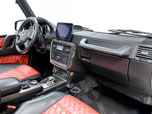 Used 2017 Mercedes-Benz G 63 AMG 4MATIC image 28