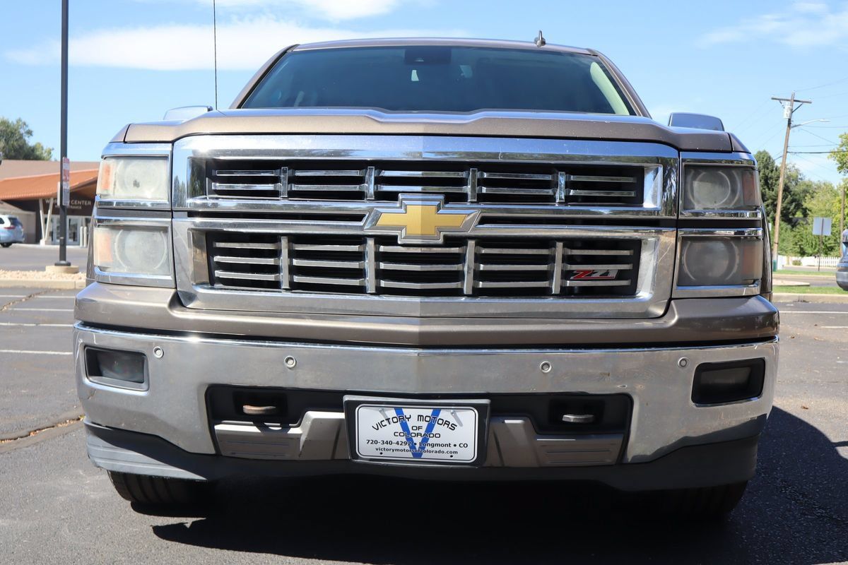 Used 2014 Chevrolet Silverado 1500 LTZ Z71 w/ LTZ Plus Package AWD/4WD image 13