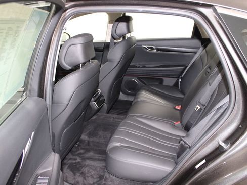 Used 2025 Genesis G80 2.5T AWD/4WD image 21