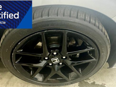 Used 2023 Honda Civic Sport image 5