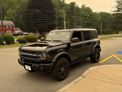 Used 2024 Ford Bronco Black Diamond AWD/4WD image 4