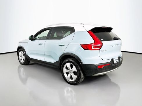 Used 2019 Volvo XC40 T5 Momentum AWD/4WD image 5