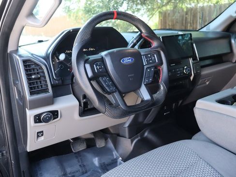 Used 2018 Ford F150 XLT AWD/4WD image 15