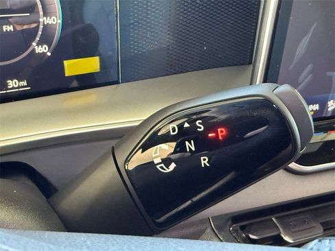 New 2026 Volkswagen Tiguan SE R-Line image 16