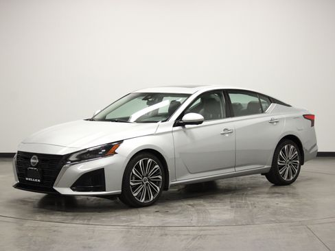 Used 2023 Nissan Altima 2.5 SL AWD/4WD image 4