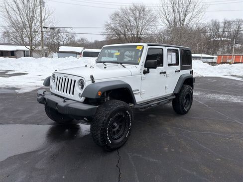 Used 2014 Jeep Wrangler Unlimited Sport w/ Quick Order Package 24S image 4