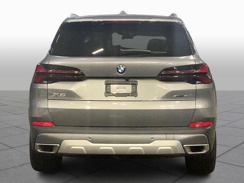 Used 2024 BMW X5 xDrive40i w/ Premium Package image 4