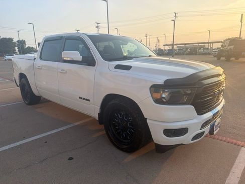 Used 2020 RAM 1500 Lone Star RWD image 3