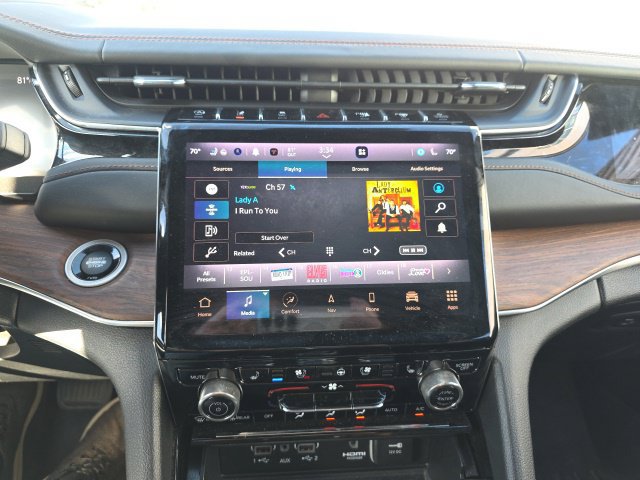 Used 2023 Jeep Grand Cherokee L Summit w/ Advanced Protech Group IV AWD/4WD image 24