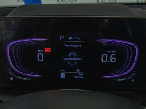 Used 2025 Kia Telluride S AWD/4WD image 16