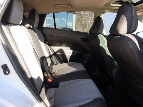 Used 2024 Subaru Crosstrek 2.0i Premium image 13