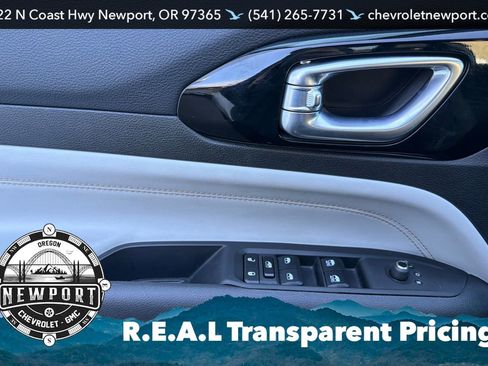 Used 2025 Jeep Compass Limited AWD/4WD image 11