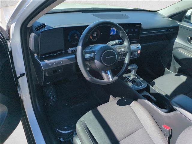 Used 2025 Hyundai Kona SEL FWD image 10