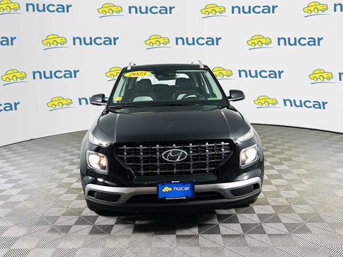 Certified 2025 Hyundai Venue SEL image 2