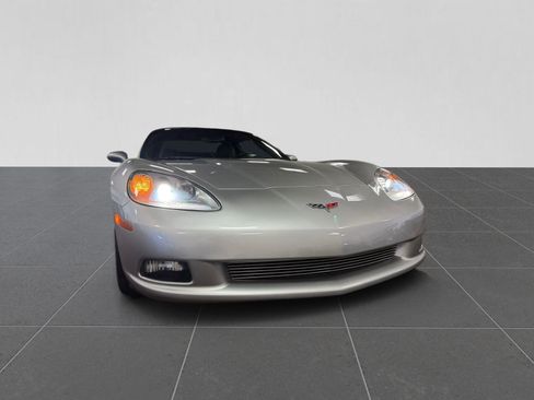 Used 2007 Chevrolet Corvette Convertible w/ Preferred Equipment Group RWD image 42