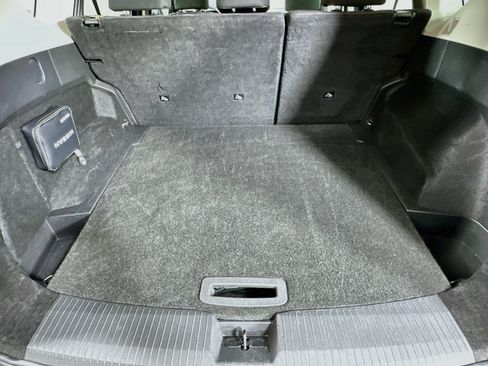 Used 2024 Nissan Rogue SV AWD/4WD image 27