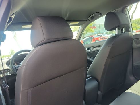 Used 2025 Honda Civic Sport image 19