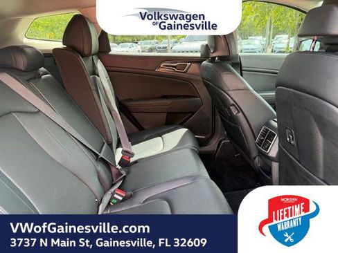 Used 2025 Kia Sportage EX FWD image 8