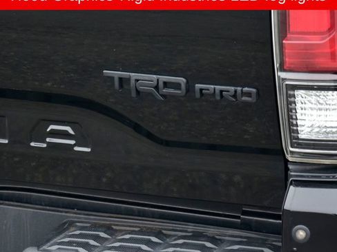 Used 2018 Toyota Tacoma TRD Pro image 11