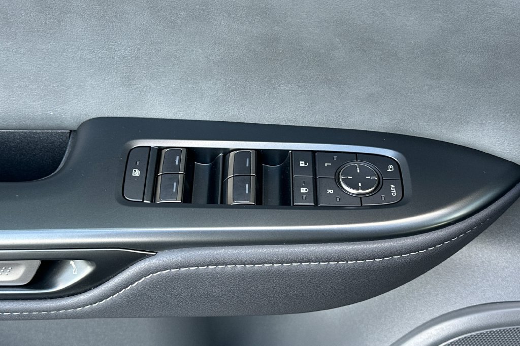 Used 2023 Lexus RZ 450e Premium w/ Technology Package AWD/4WD image 12