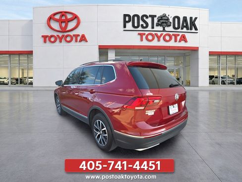 Used 2020 Volkswagen Tiguan SE FWD image 3