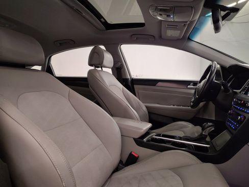 Used 2016 Hyundai Sonata Sport w/ Option Group 03 image 31