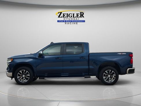 Used 2023 Chevrolet Silverado 1500 LT AWD/4WD image 4