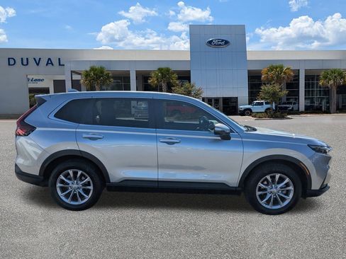 Used 2024 Honda CR-V EX-L image 3