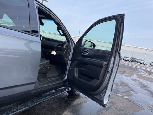 Used 2021 Chevrolet Tahoe Z71 AWD/4WD image 22