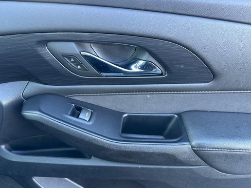 Used 2022 Chevrolet Traverse High Country image 22