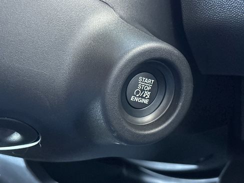 New 2026 RAM ProMaster 3500 w/ Quick Order Package 22G SLT image 22