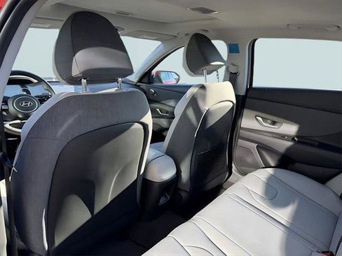 New 2026 Hyundai Elantra Limited image 32