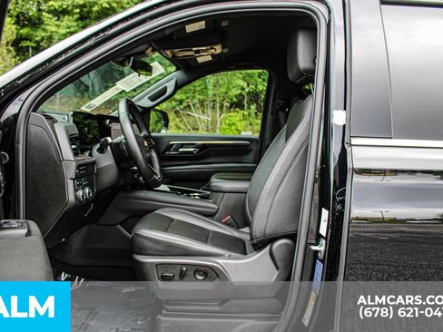 Used 2025 Chevrolet Tahoe LT AWD/4WD image 16