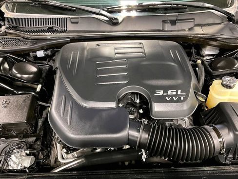 Used 2023 Dodge Challenger SXT w/ Blacktop Package image 39