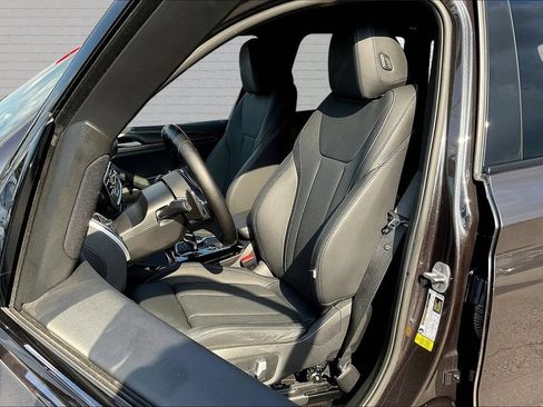 Used 2023 BMW X3 sDrive30i w/ M Sport Package RWD image 12