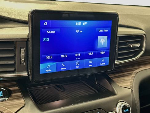 Used 2020 Ford Explorer Limited AWD/4WD image 21