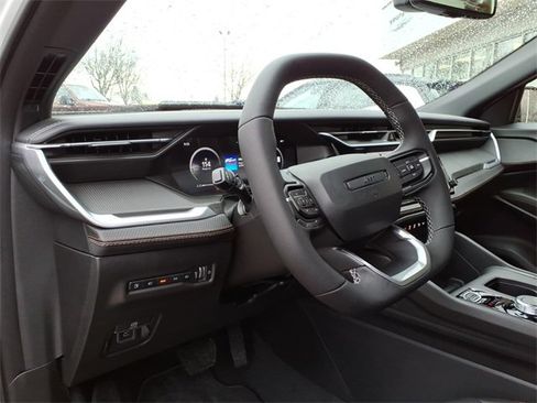 New 2026 Jeep Cherokee Overland image 14