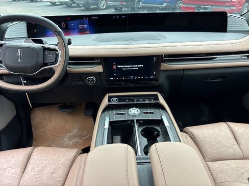New 2026 Lincoln Navigator Black Label AWD/4WD image 30