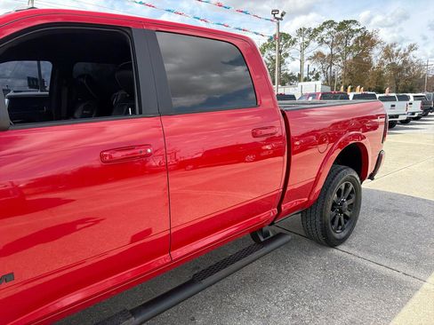 Used 2021 RAM 2500 Laramie AWD/4WD image 5