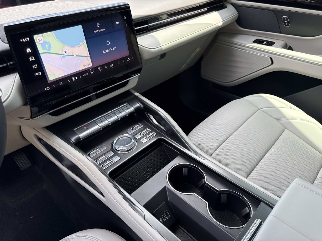 New 2026 Lincoln Nautilus Premier AWD/4WD image 25